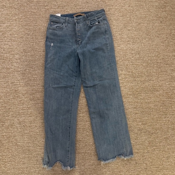 🦋JOE’S STRAIGHT LEG JEANS🦋 - Picture 4 of 8